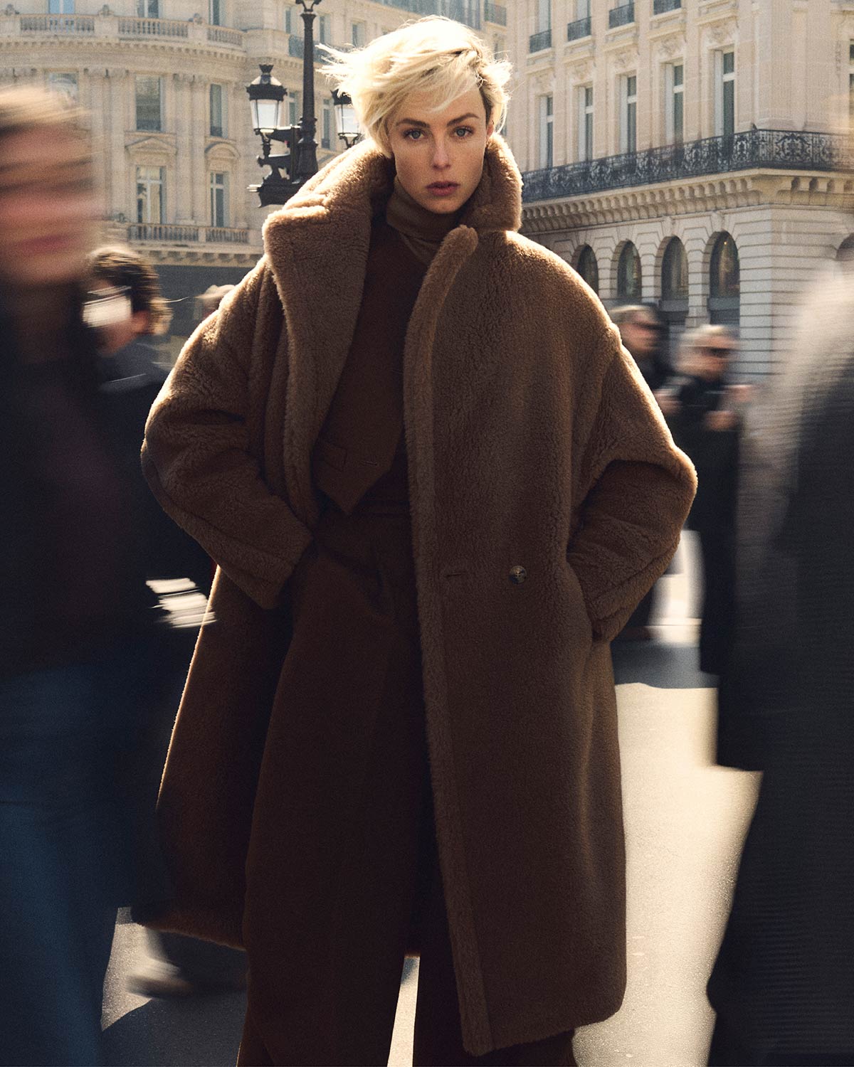 Max Mara Icons: kultowe, ponadczasowe płaszcze, marynarki i torebki